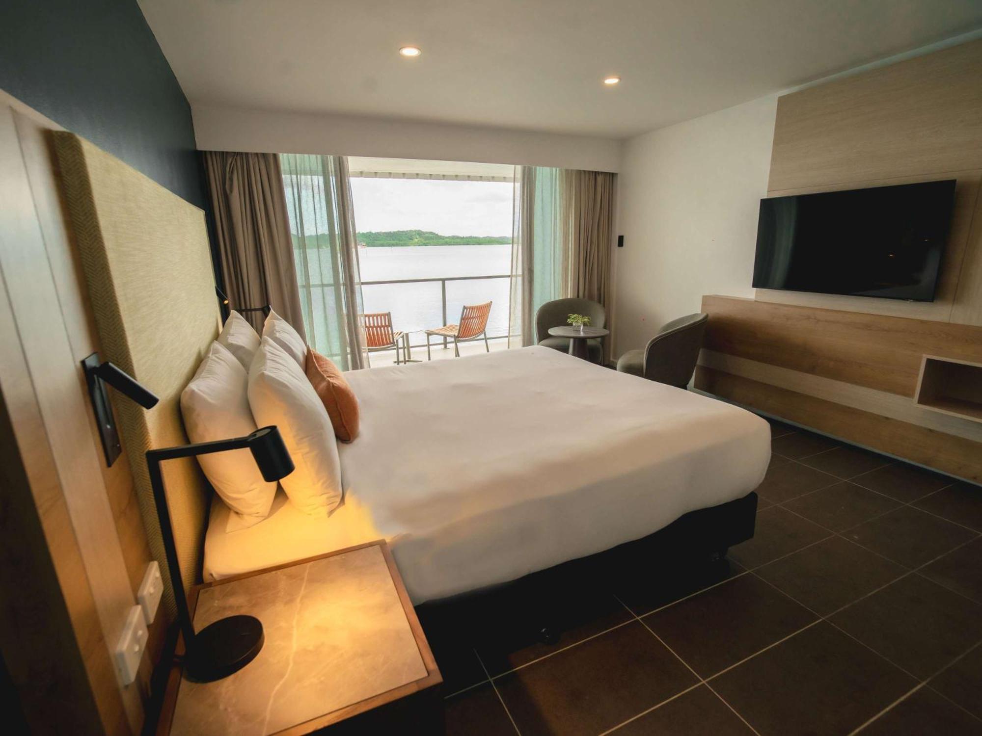 Novotel Suva Lami Bay Ngoại thất bức ảnh